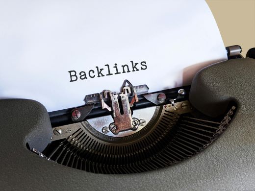 Backlinks text being typed on typewriter